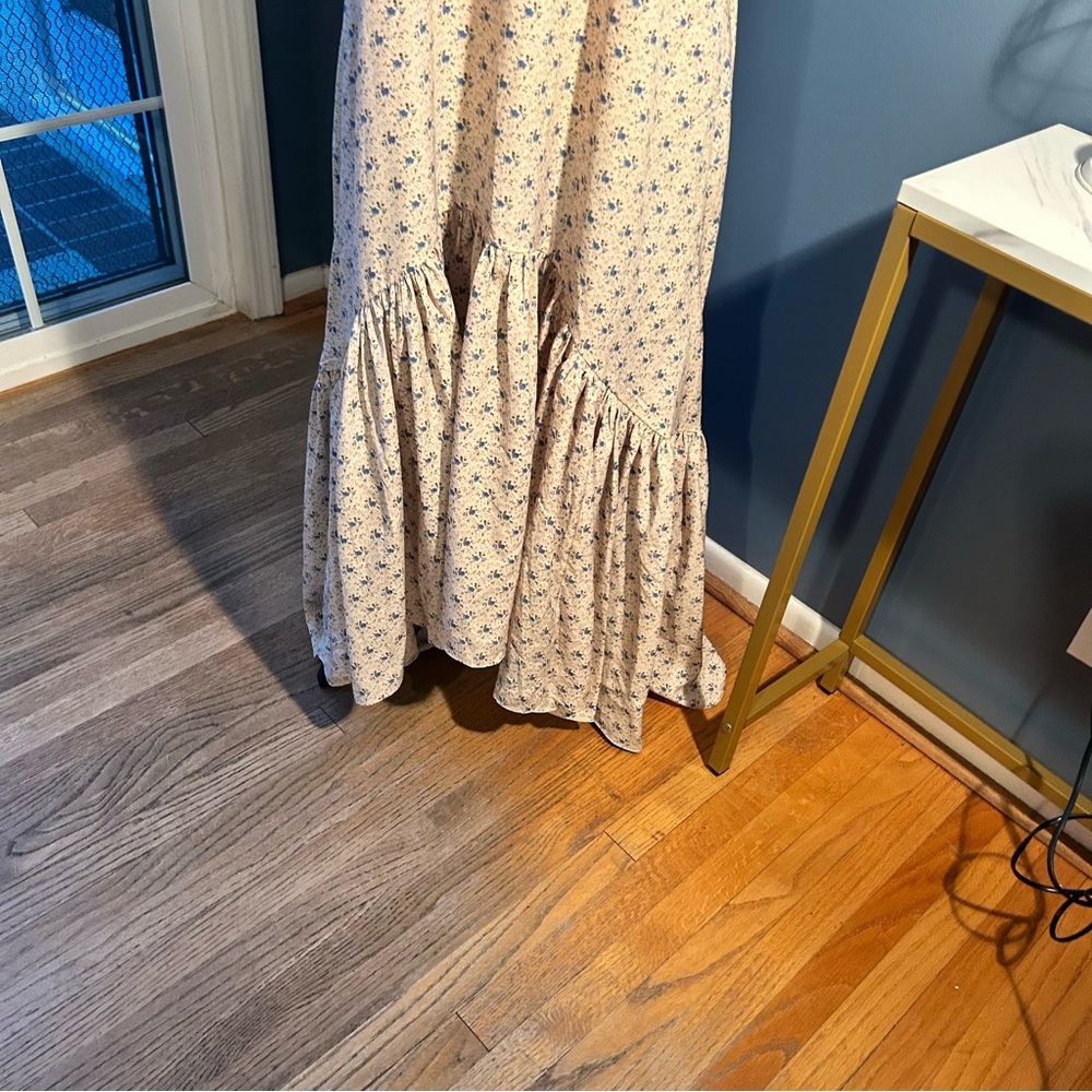 Perrin & co Floral Maxi Dress - Picture 2 of 13